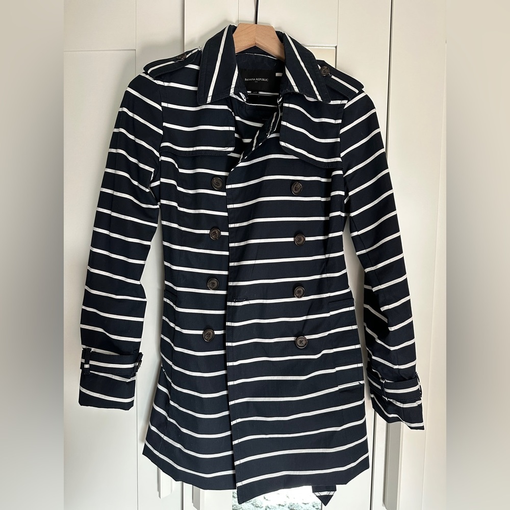Banana Republic Double Breasted trench coat